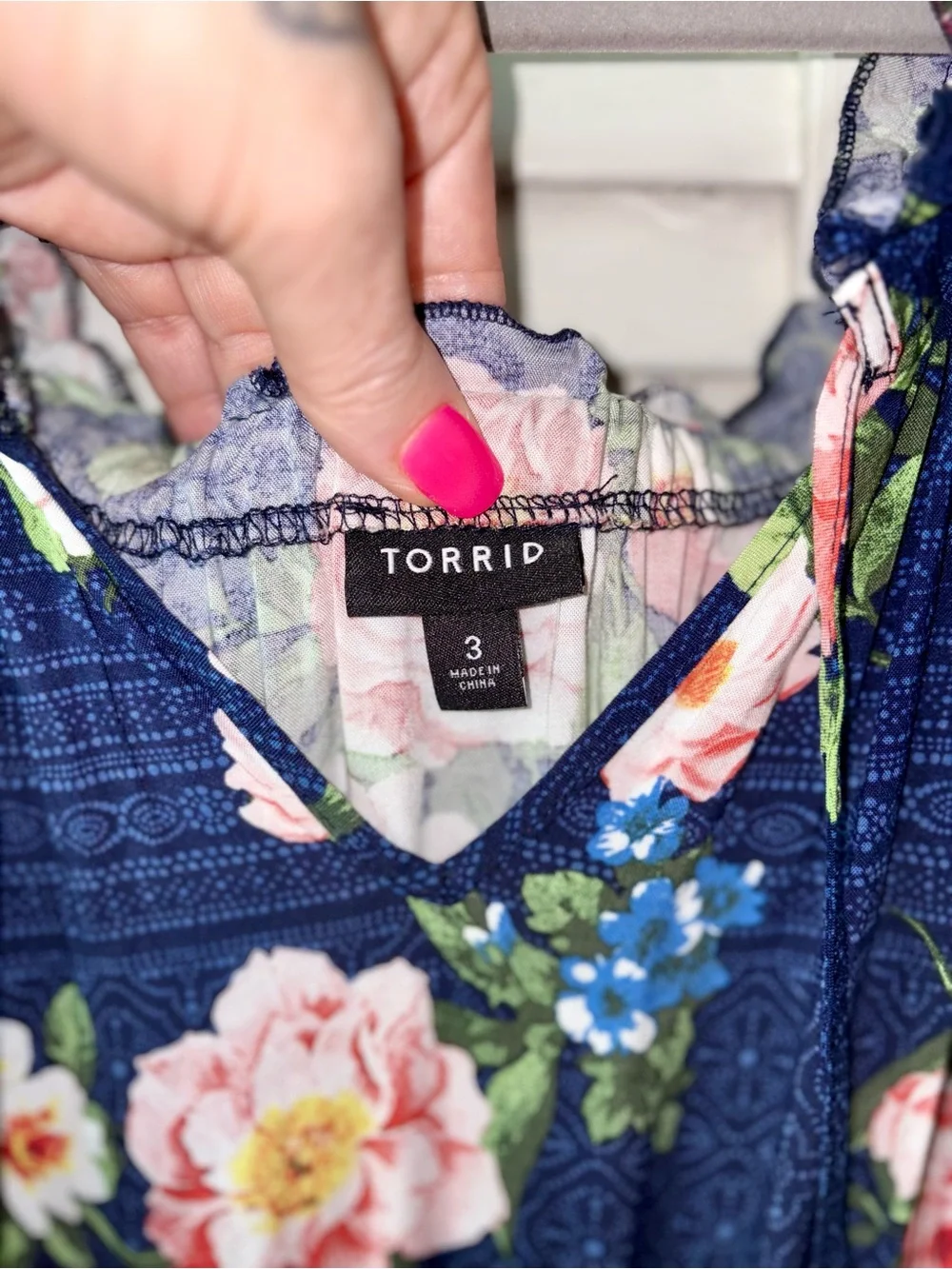 NWT Torrid Floral Challis Dress Size 3X Navy Pink Rose Print Smocked Waist Midi - Picture 3 of 6
